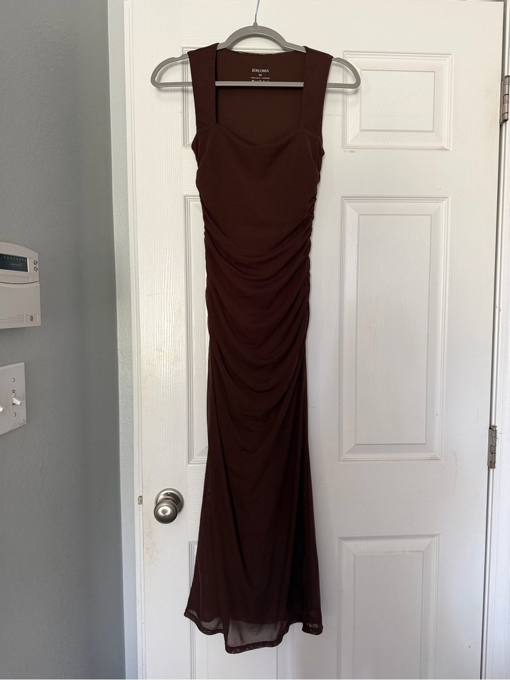 ReoRia Chocolate Brown Ruched Maxi Dress